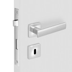 FECHADURA METRO LIGHT 40 QUADRADA INTERNA CROMADA